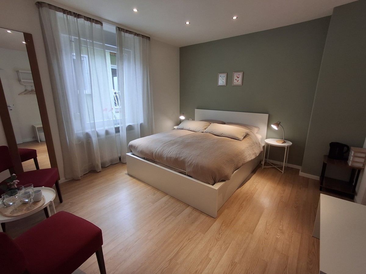 Afbeelding van Rustige kamer met eigen badkamer (WC/douche)