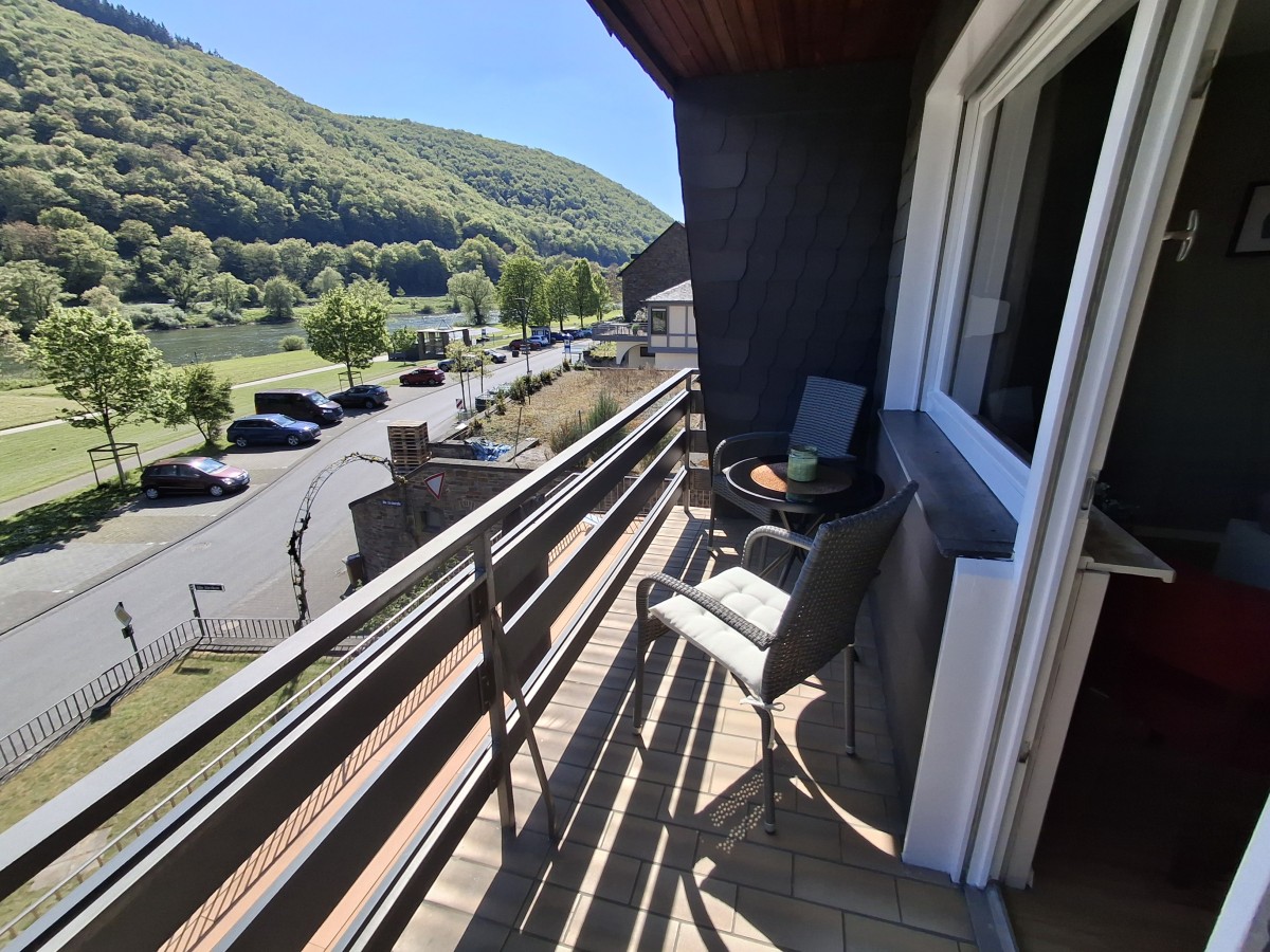 Afbeelding van Kamer met balkon, eigen badkamer en Moezelzicht