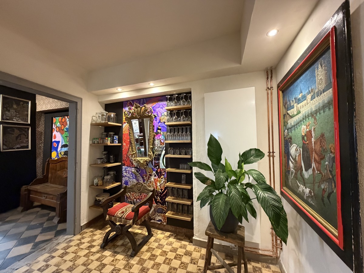 Pictures of Our Hippie Castle... in the heart of Vianden