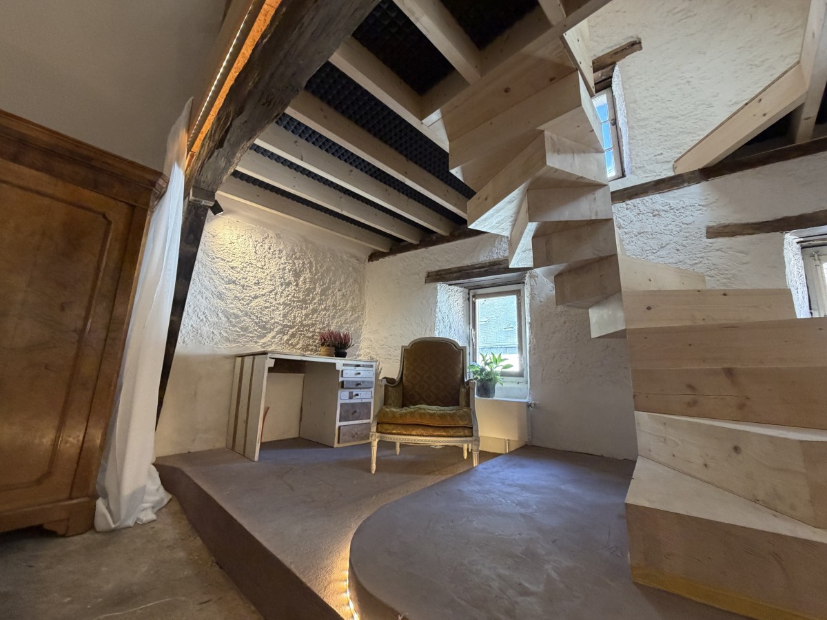 Pictures of Our Hippie Castle... in the heart of Vianden