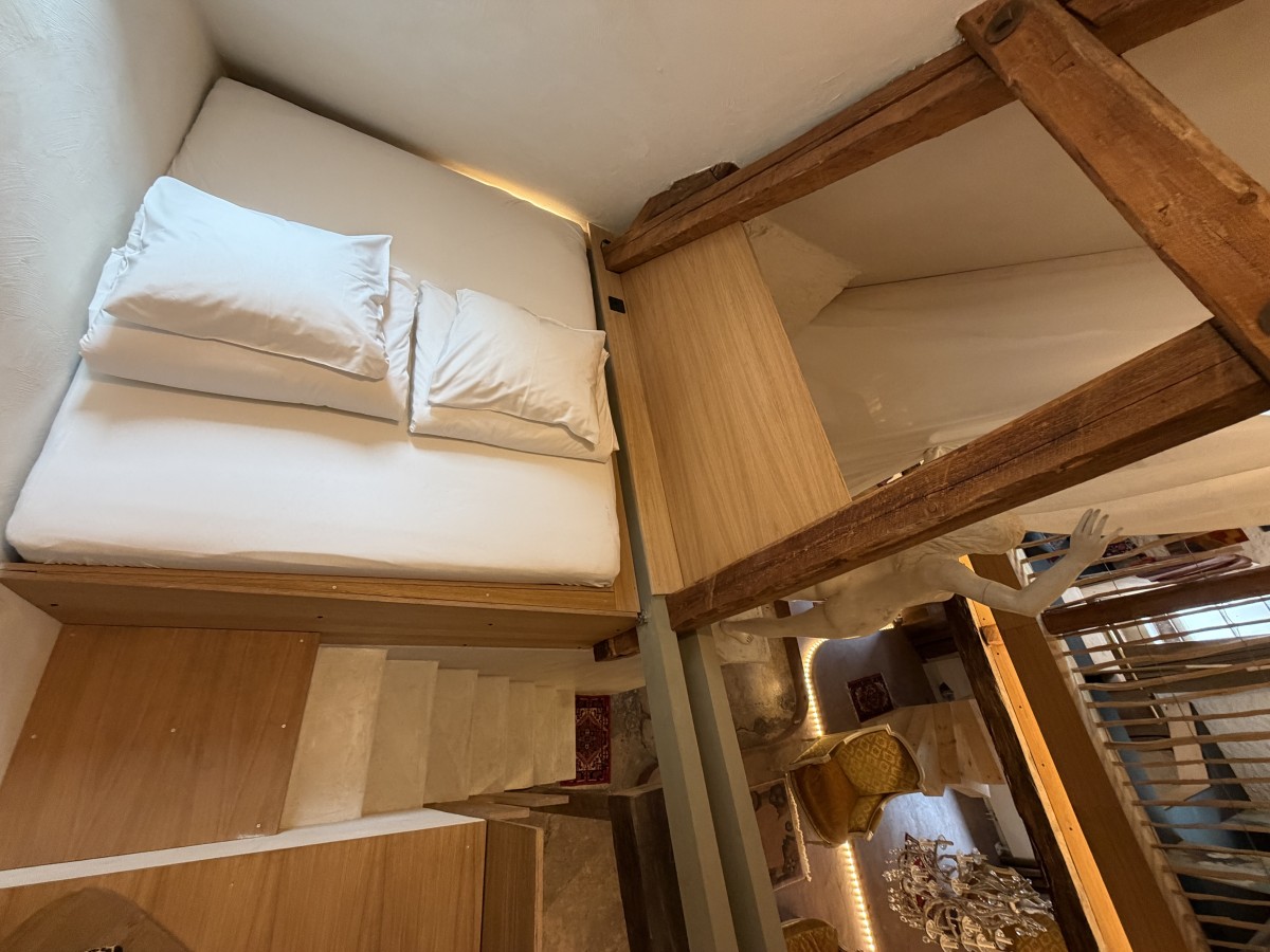 Pictures of Loft Summer of 69