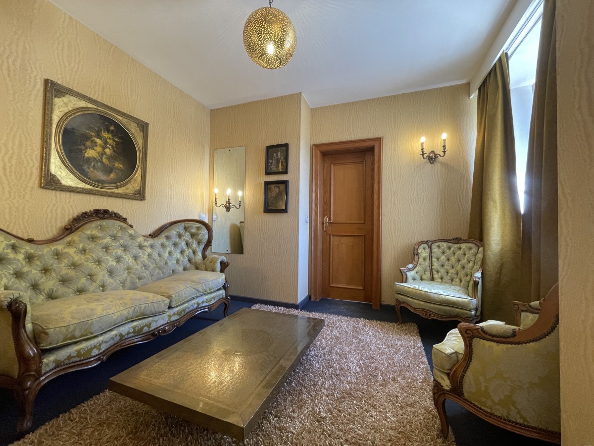 Image de The Golden Lady