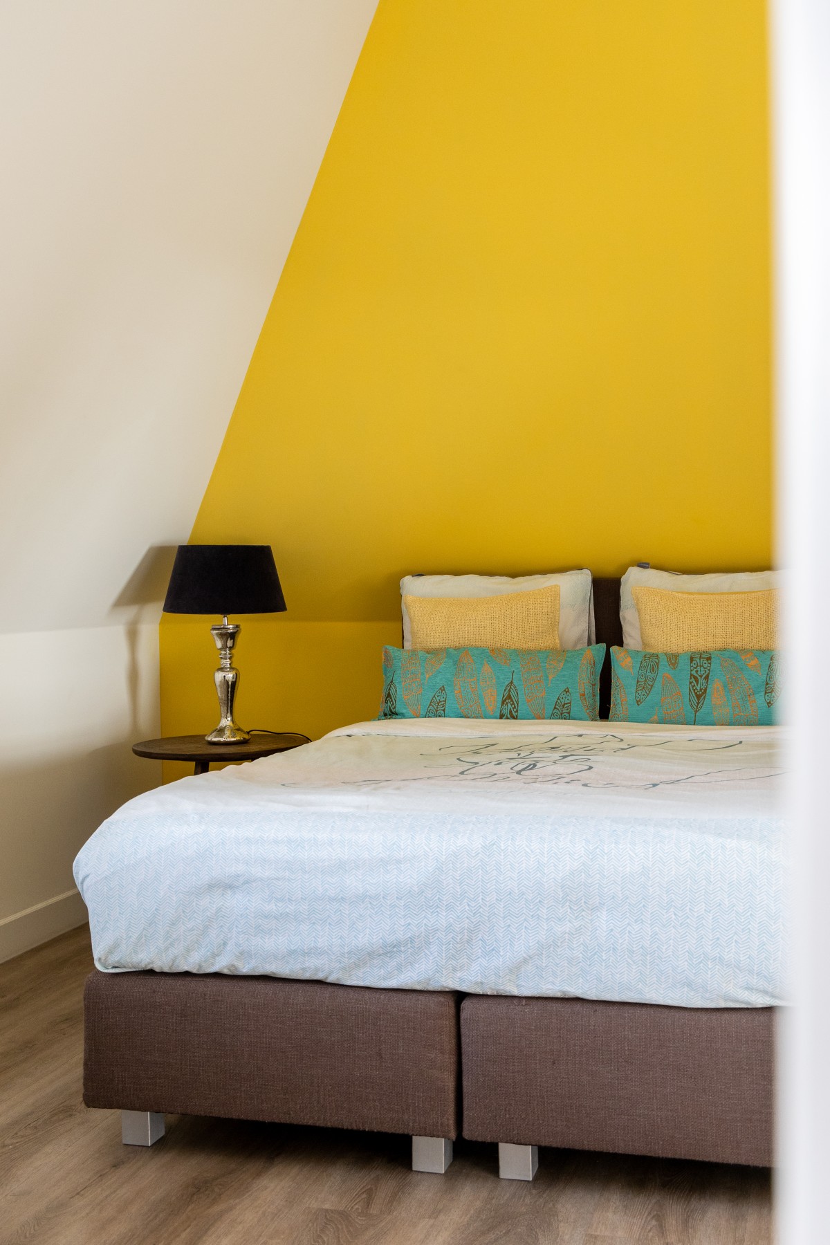 Afbeelding van Gele kamer