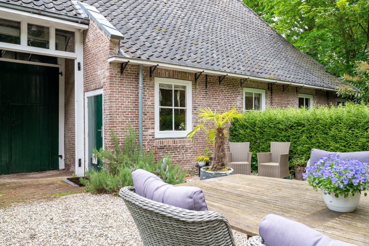 Pictures of Holiday home located on Estate Zwaluwenburg