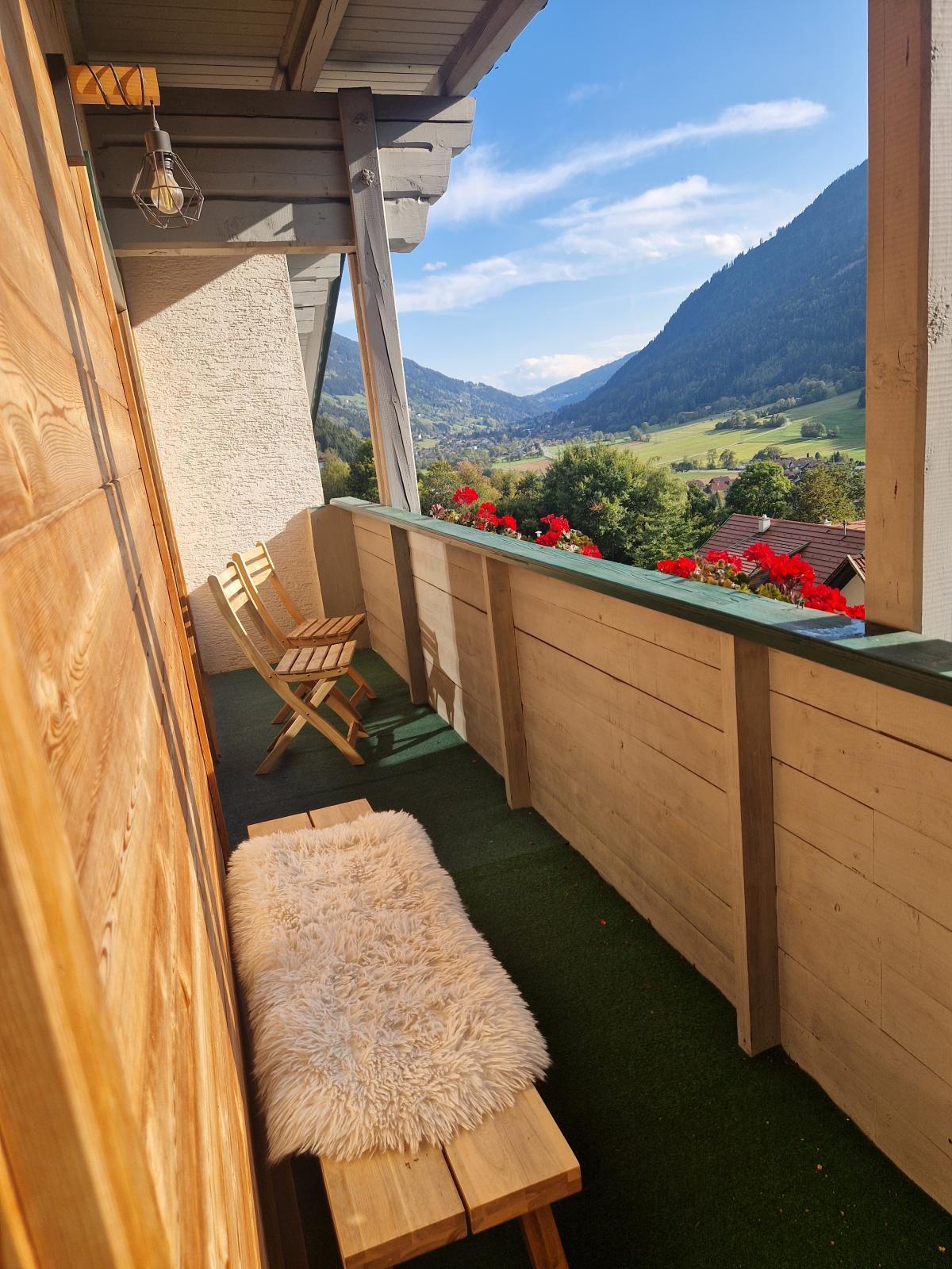 Pictures of Mirnock 4 fős apartman balkonnal