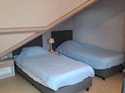 Kamer 1 - Voorzijde - 1e verdieping