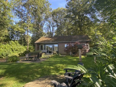 Boshuisje Doldersum tuin omheind prachtig uitzicht