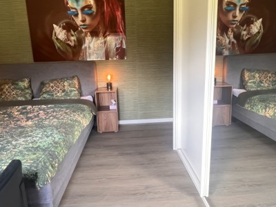 Kamer met eigen luxe badkamer
