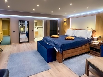 Luxe Suite