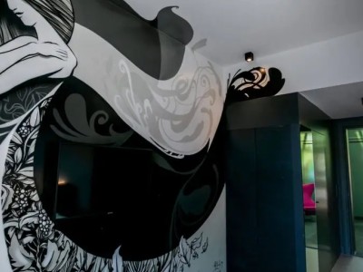 N3 Luxe Suite met grote douche, toilet, Smart tv,