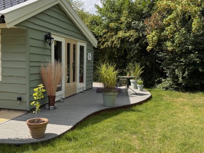 Chalet 2-p with privacy and garden near Leeuwarden