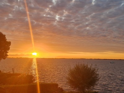 Uniek appartement met meerzicht en zonsondergang