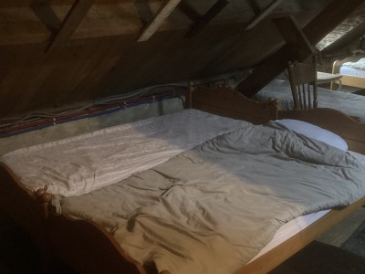 K8 Groepszolder of slaapzaal met 9 bedden