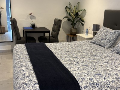 Deluxe suite, en-suite bathroom