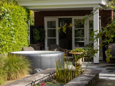 Luxe Bed & Wellness Lodge Beneden de Vijzel