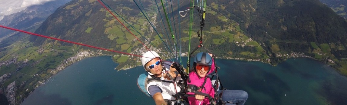 Tandem paragliding from the Schmittenhöhe