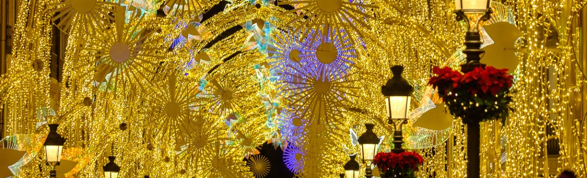 Kerst in Málaga: beleef de magische lichtshow van Calle Larios en verb