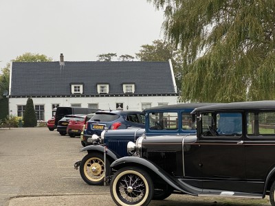 Two classic 1930 Fords visiting Catharinenburg!