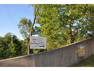 Wiedererkennbarkeit von der Straße aus mit unserem neuen Schild!