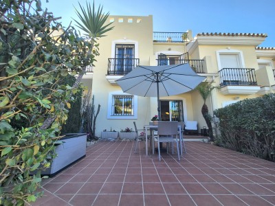 Op aanvraag te huur: Los Olivos