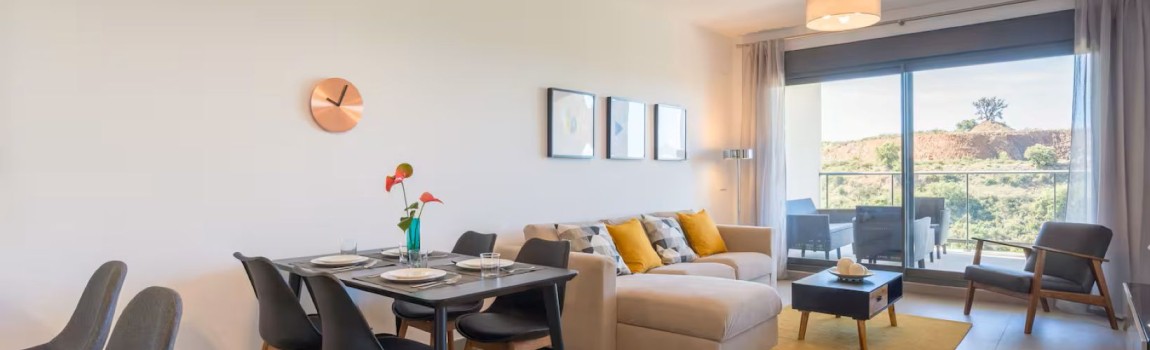 Op aanvraag te huur (voor minimaal 1 maand): Modern appartement