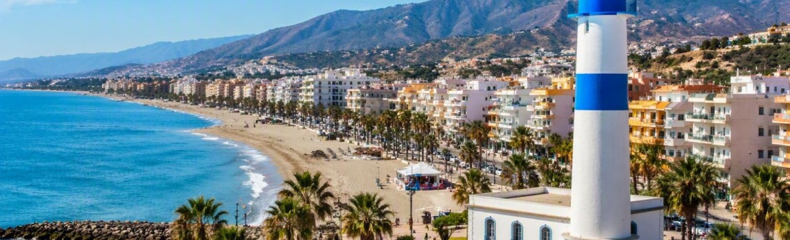 De kust van Torre del Mar tot Nerja