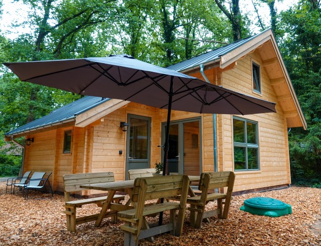 H&L Holiday Homes 
