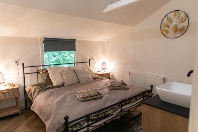 H&L Holiday Homes 