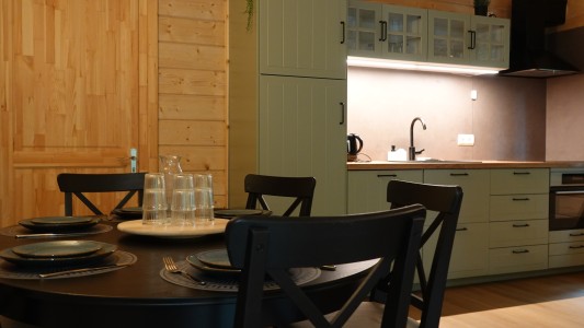 H&L Holiday Homes