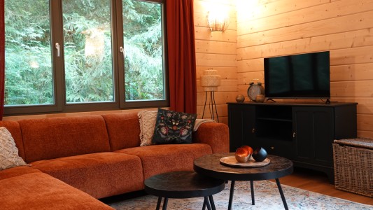 H&L Holiday Homes