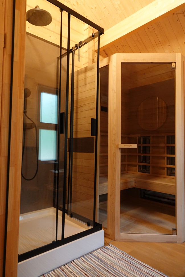 H&L Holiday Homes 