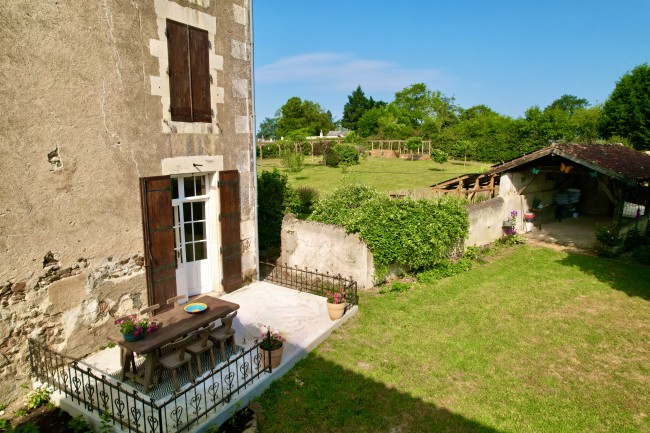 A LOMBRE DU MARRONNIER 
