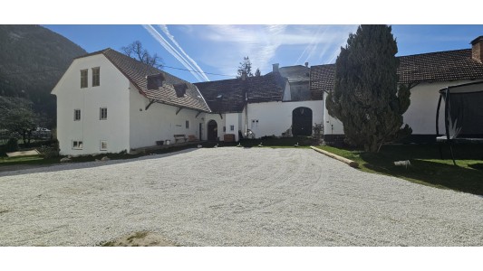 Feriengut und Pferdegut Schloss Treffen 