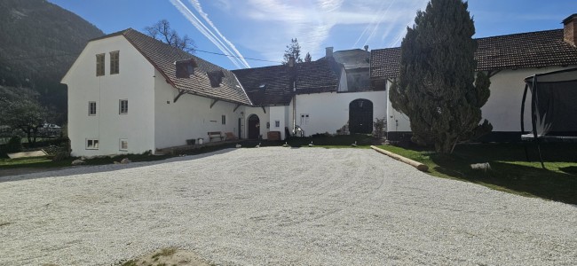 Feriengut und Pferdegut Schloss Treffen 