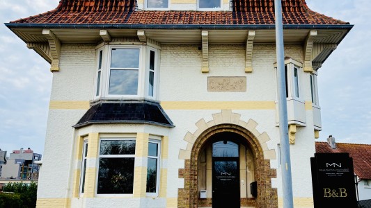 Maison Noire