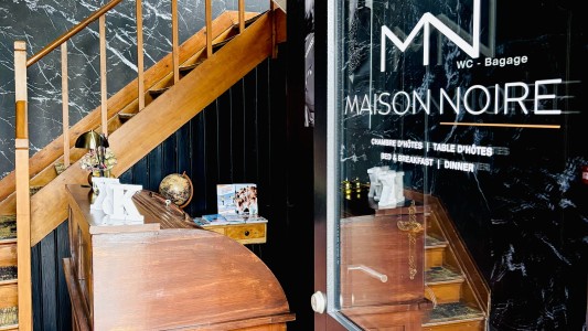 Maison Noire