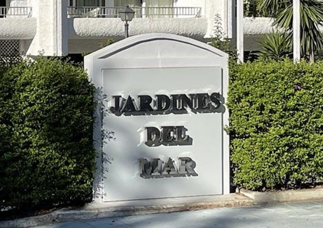 Jardines del Mar Apartments 
