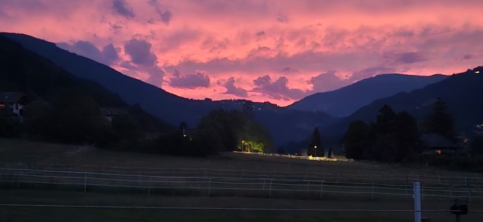 Allgemeines Bild über Feriengut und Pferdegut Schloss Treffen 1