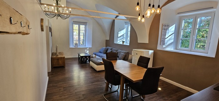 Allgemeines Bild über Feriengut und Pferdegut Schloss Treffen 1