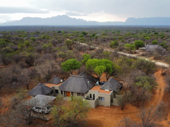 Algemene foto over Villa Upendi 1