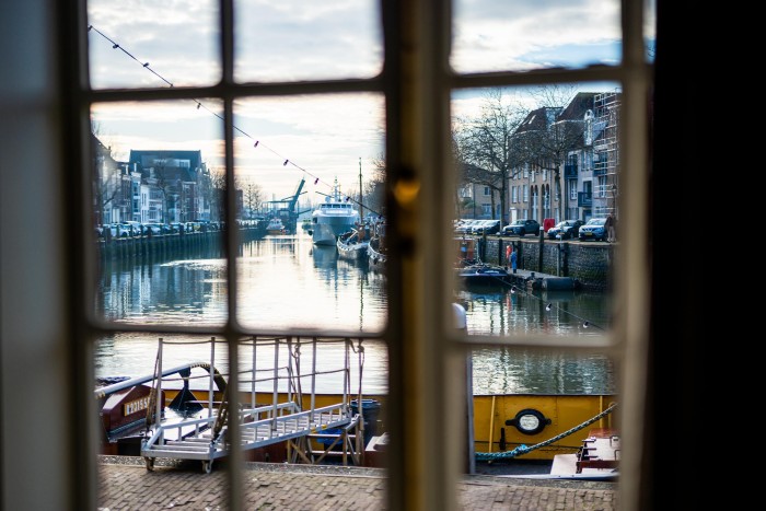 Algemene foto over Het Sluiswachtershuis 1