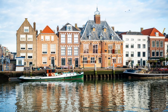 Algemene foto over Het Sluiswachtershuis 1